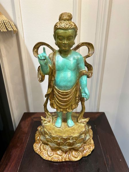 Tượng đản sanh Cao 40 nặng 5,5kg, patina màu thủ công vân hỏa biến độc bản