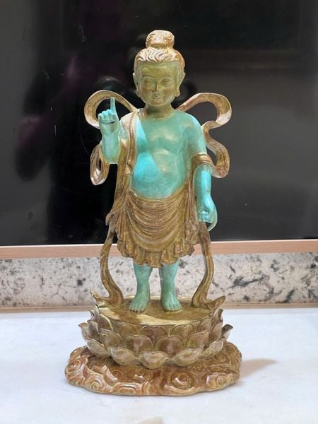Tượng đản sanh Cao 40 nặng 5,5kg, patina màu thủ công vân hỏa biến độc bản