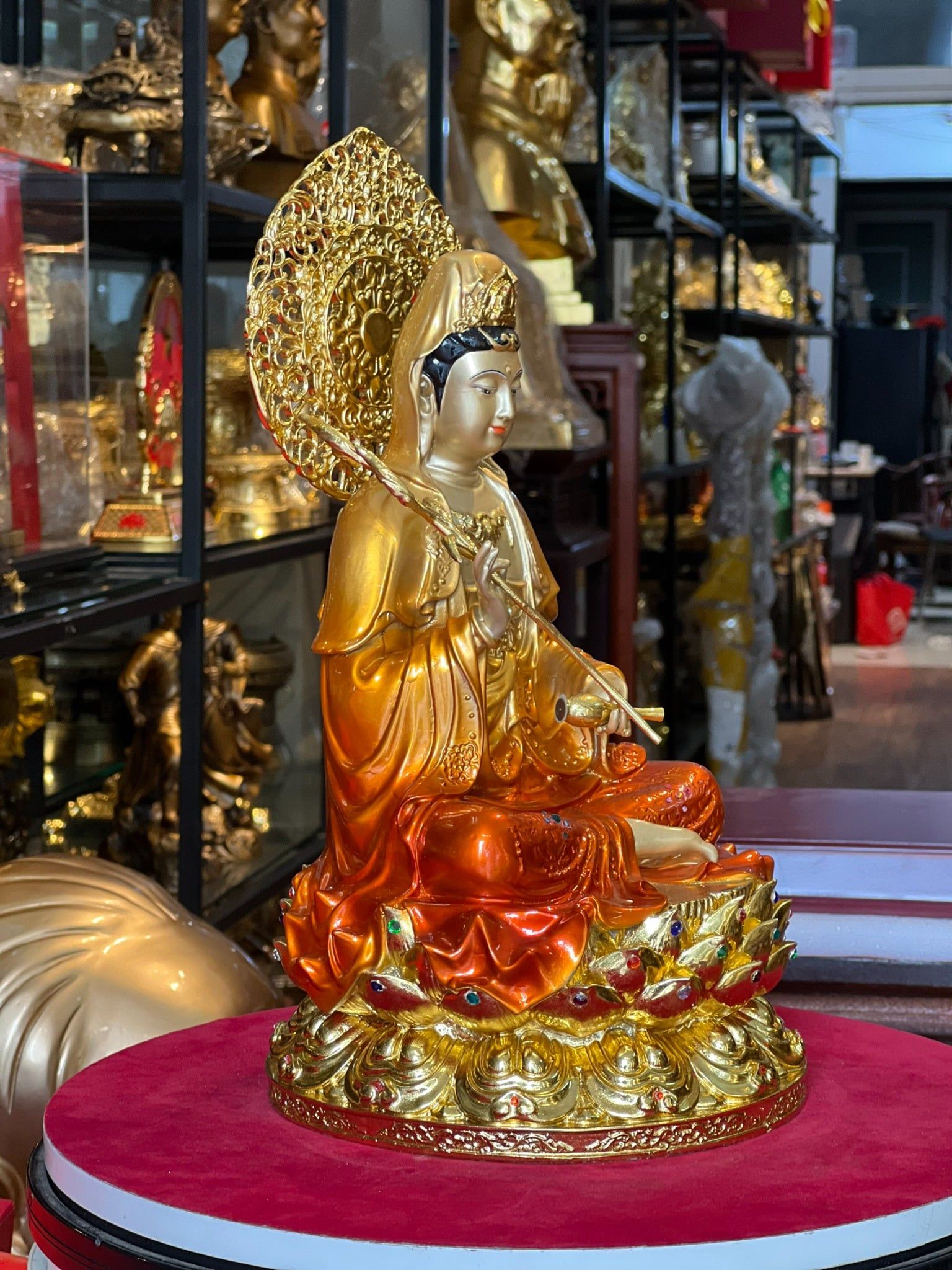 Tượng quan âm bằng đồng
