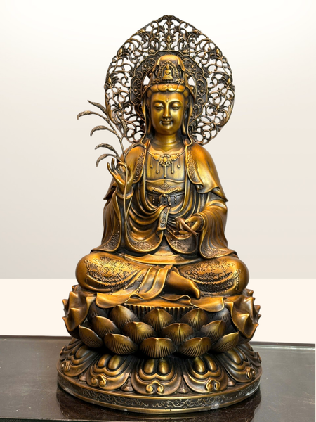 Tượng phật Quan Âm bằng đồng