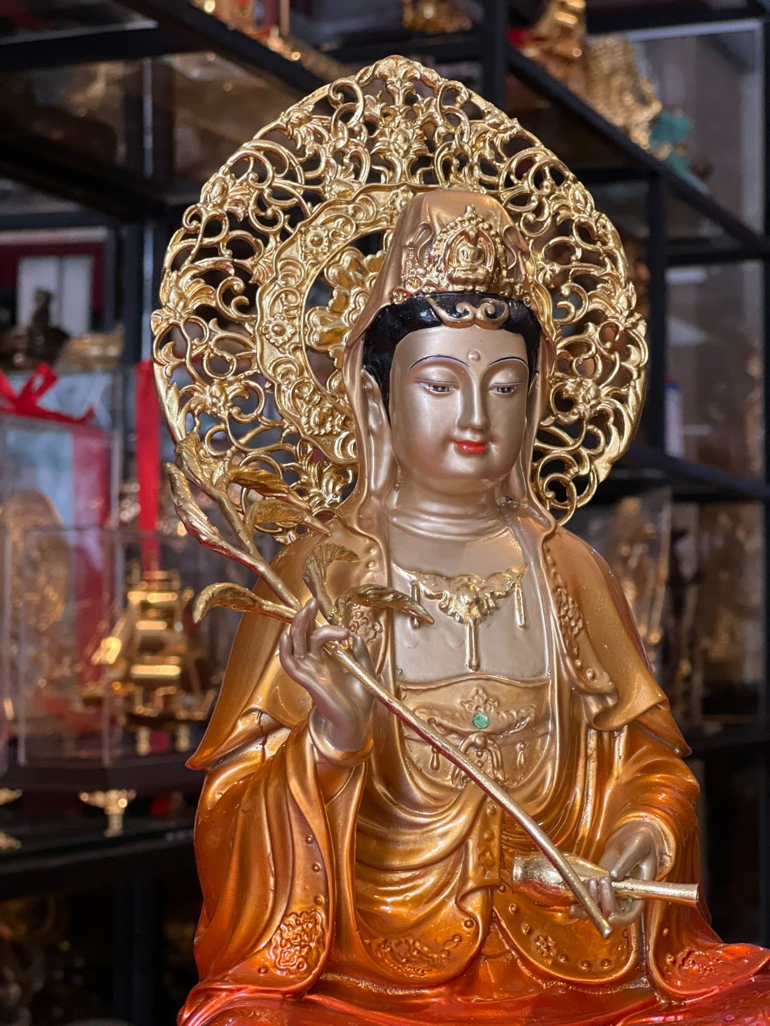 Tượng quan âm bằng đồng