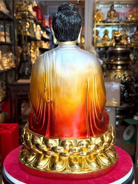 Tượng phật Thích Ca bằng đồng