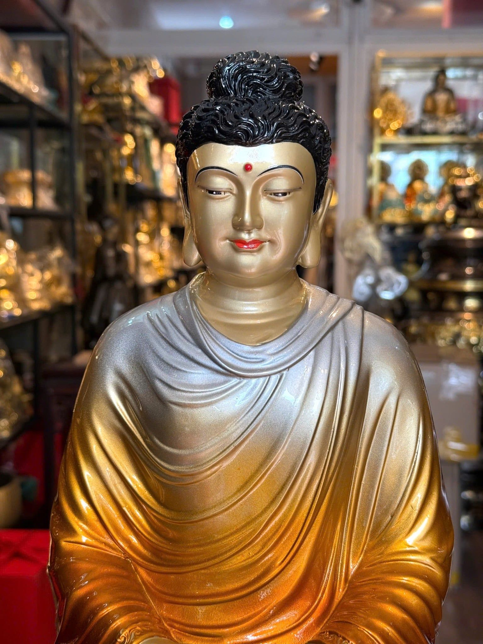 Tượng phật Thích Ca bằng đồng