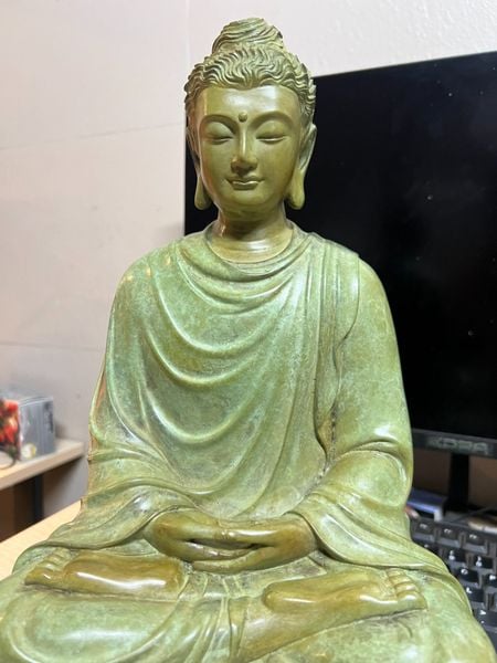 Tượng phật thích ca bằng đồng patina xanh ngọc lục bích vân hỏa biến độc bản cao 35 ngang 23 nặng 8,5kg