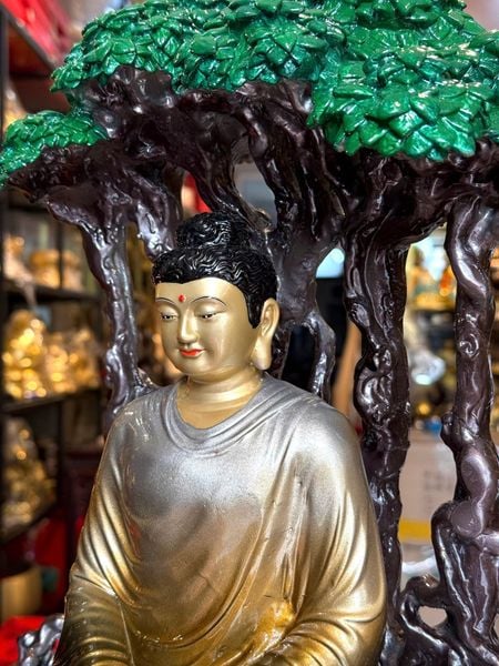 Tượng phật Thích Ca ngồi thiền bằng đồng