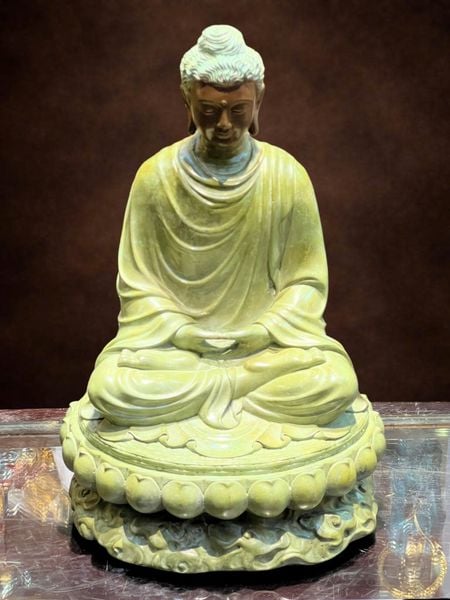 Tượng phật Thích Ca bằng đồng patina
