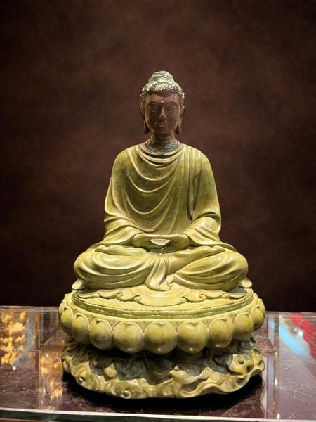 Tượng phật Thích Ca bằng đồng patina