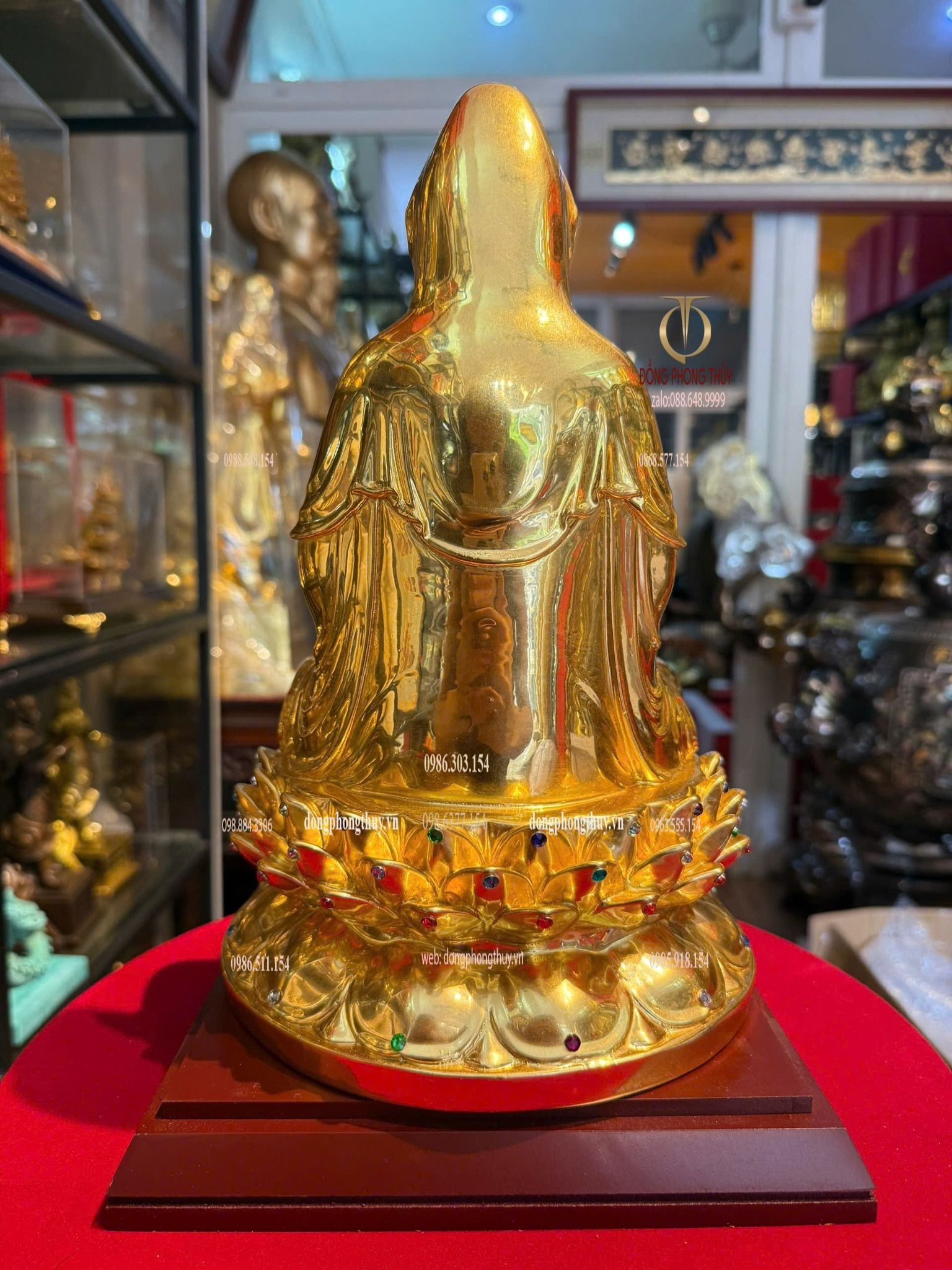 Tượng Quan Âm bằng đồng dát vàng 24k