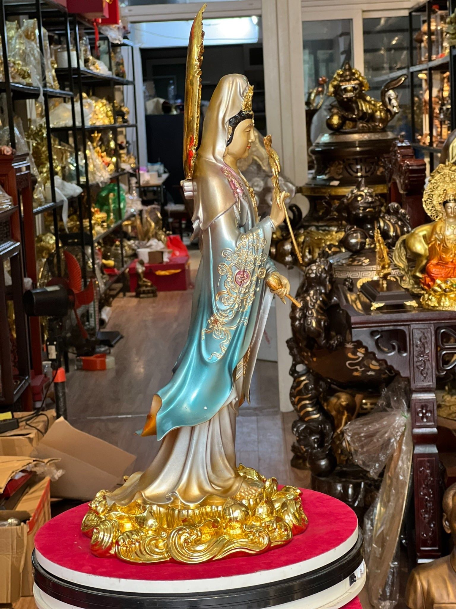 Tượng phật quan âm đứng cao 49cm tới đầu, 58cm tới hào quang
