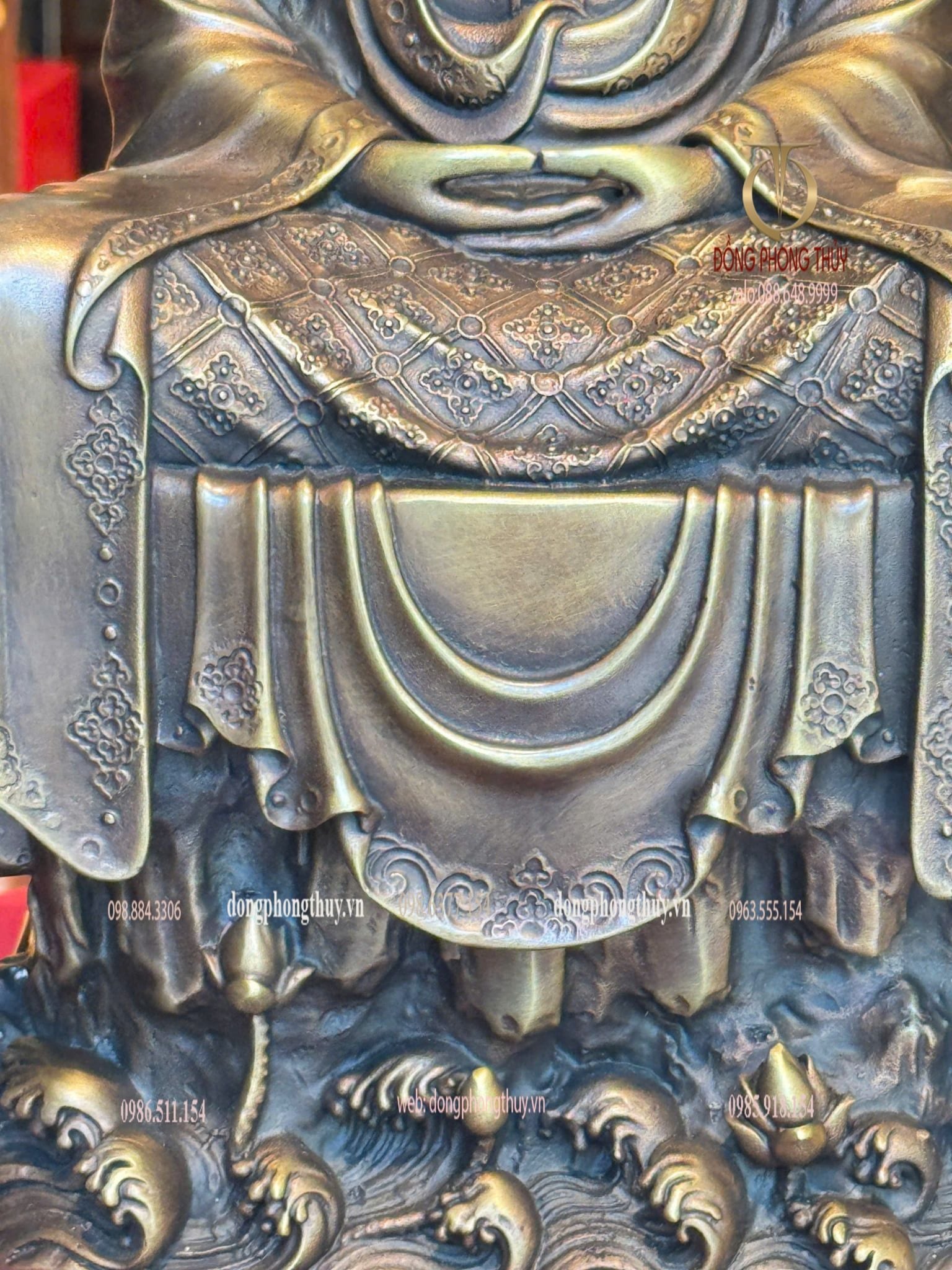 Tượng phật Quan Âm bằng đồng hun