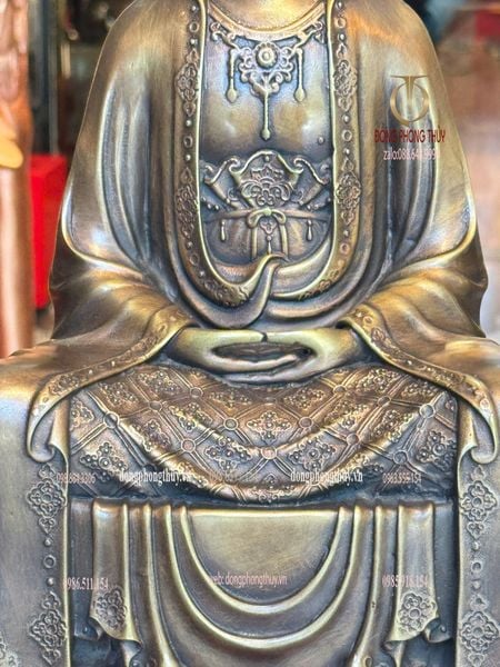 Tượng phật Quan Âm bằng đồng hun