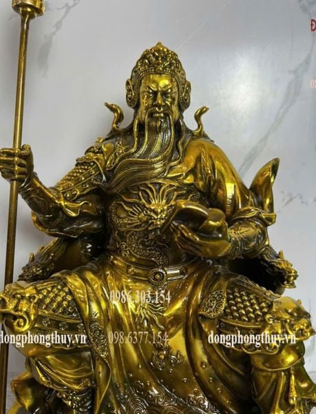 Tượng quan công đọc sách bằng đồng