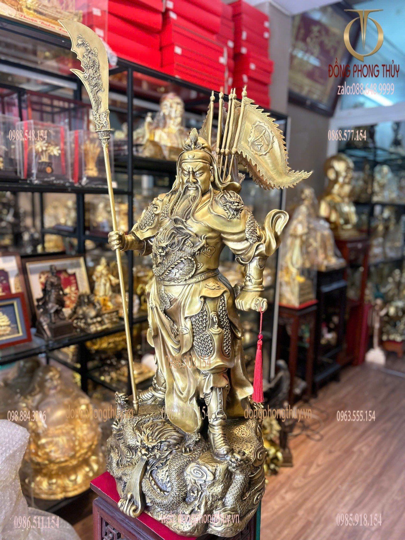 Tượng quan công bằng đồng