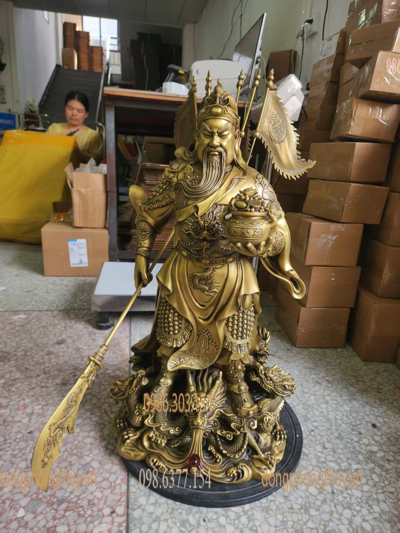 Tượng quan công bằng đồng cao 88cm nặng 35kg