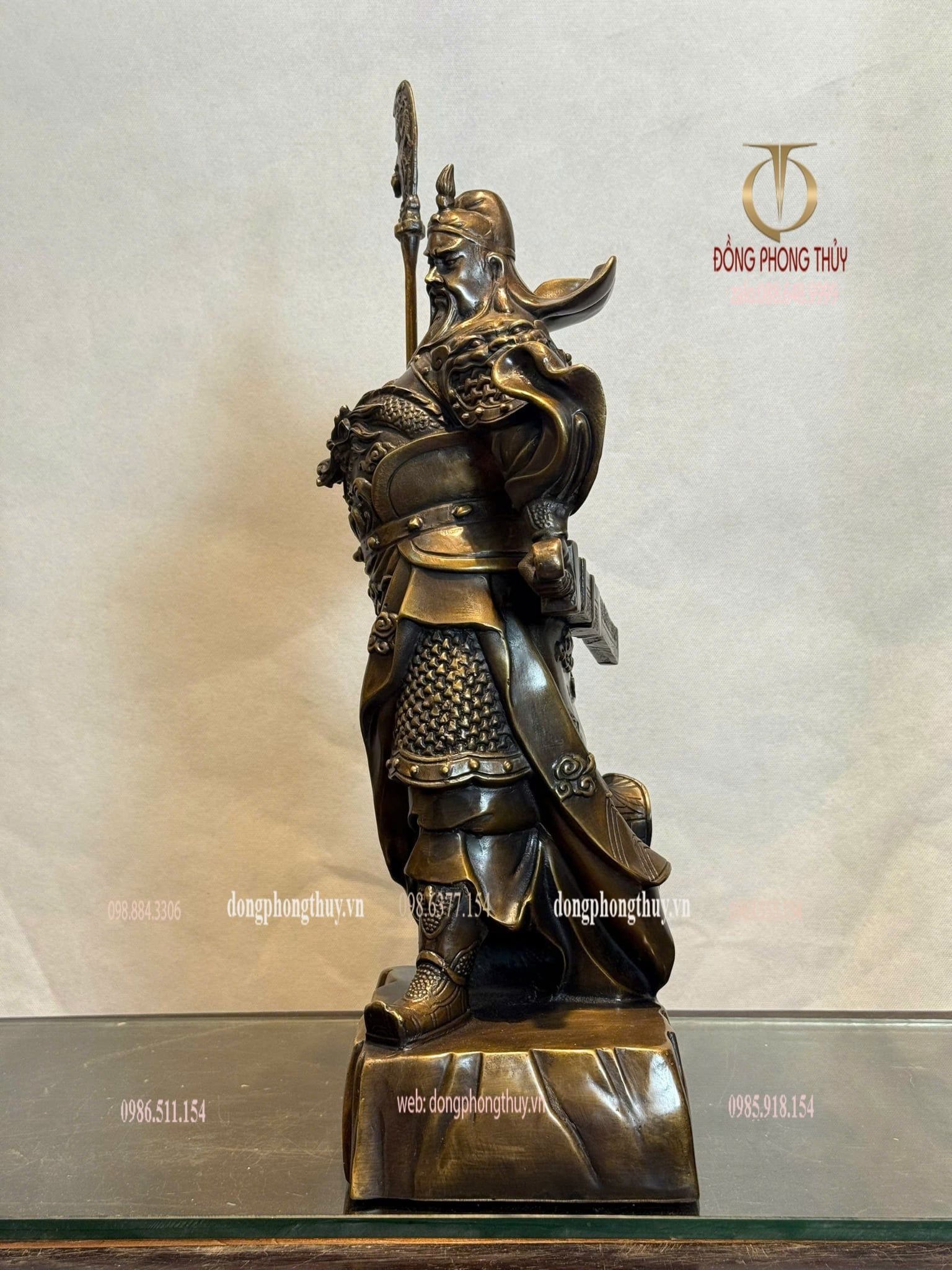 Tượng quan thánh bằng đồng hun
