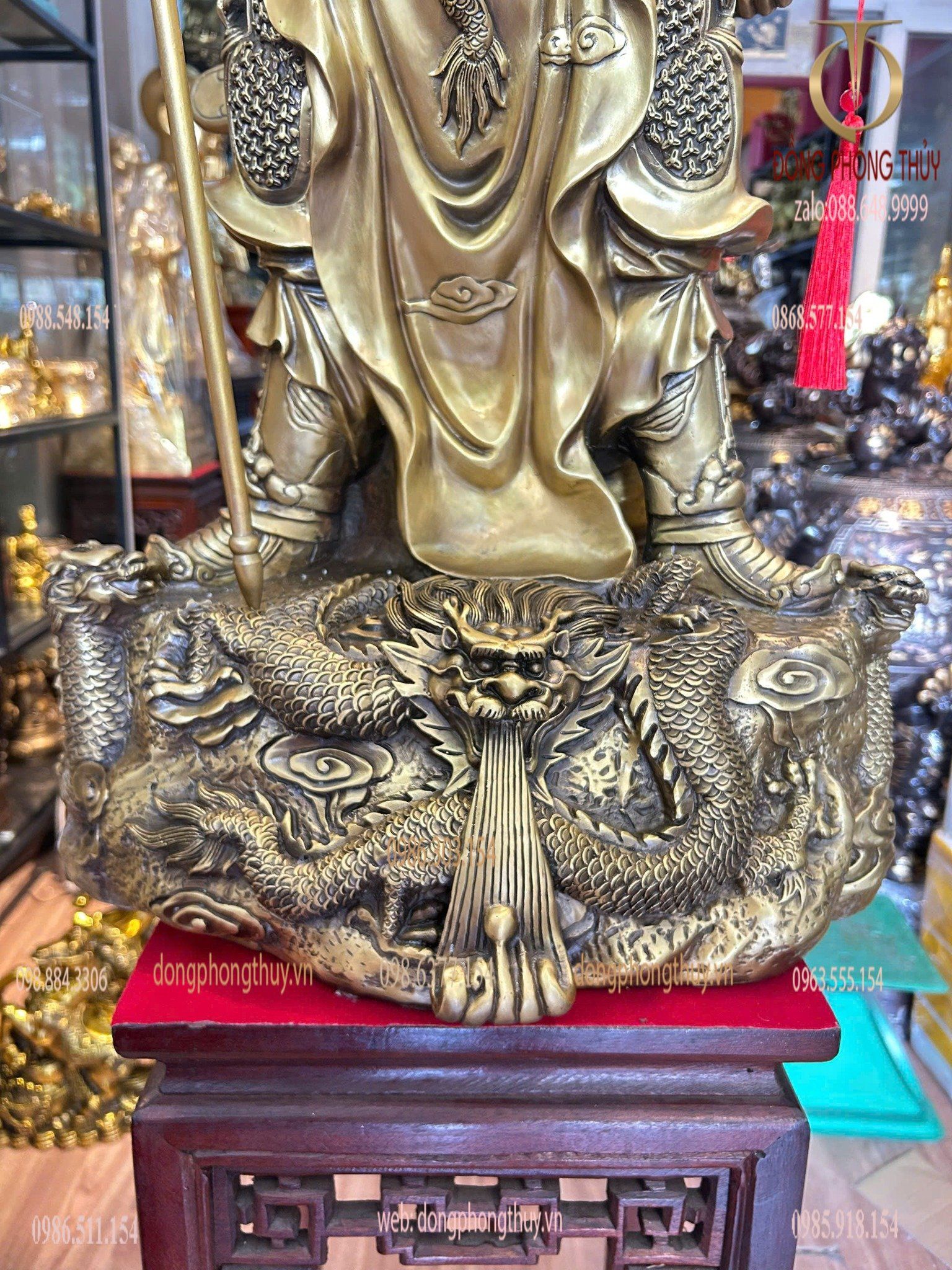 Tượng quan công bằng đồng