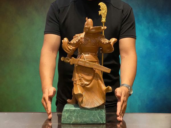 Tượng quan công bằng đồng