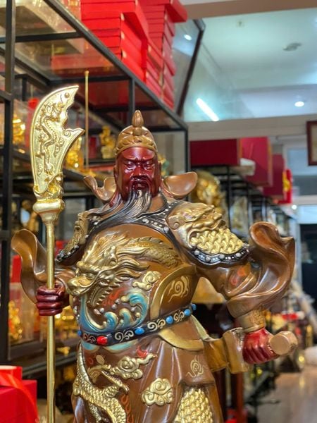 Tượng quan công bằng đồng