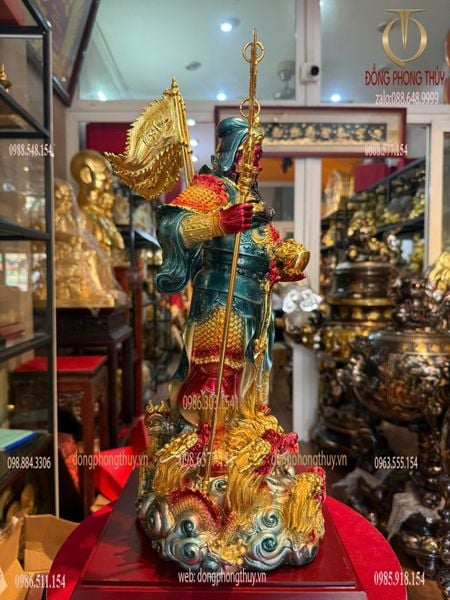 Tượng quan thánh đế quân bằng đồng dát vàng vẽ màu