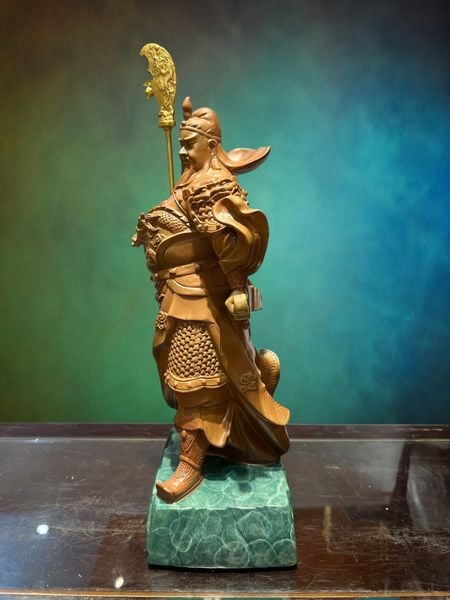 Tượng quan vũ bằng đồng