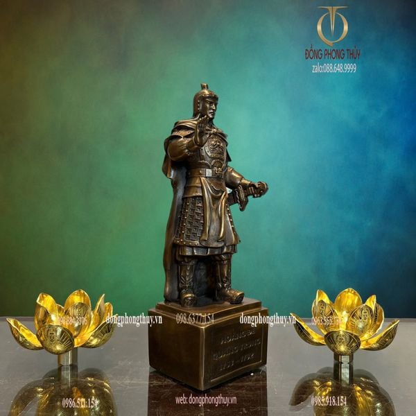 Tượng Quang Trung Nguyễn Huệ bằng đồng hun