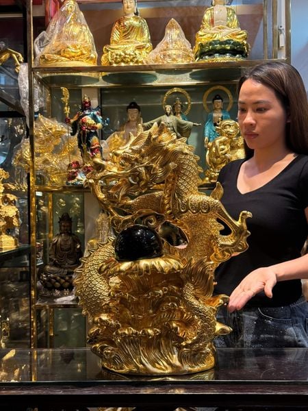 Tượng Rồng dát vàng 24k