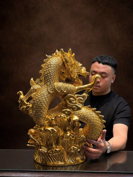 Tượng rồng bằng đồng dát vàng 24k