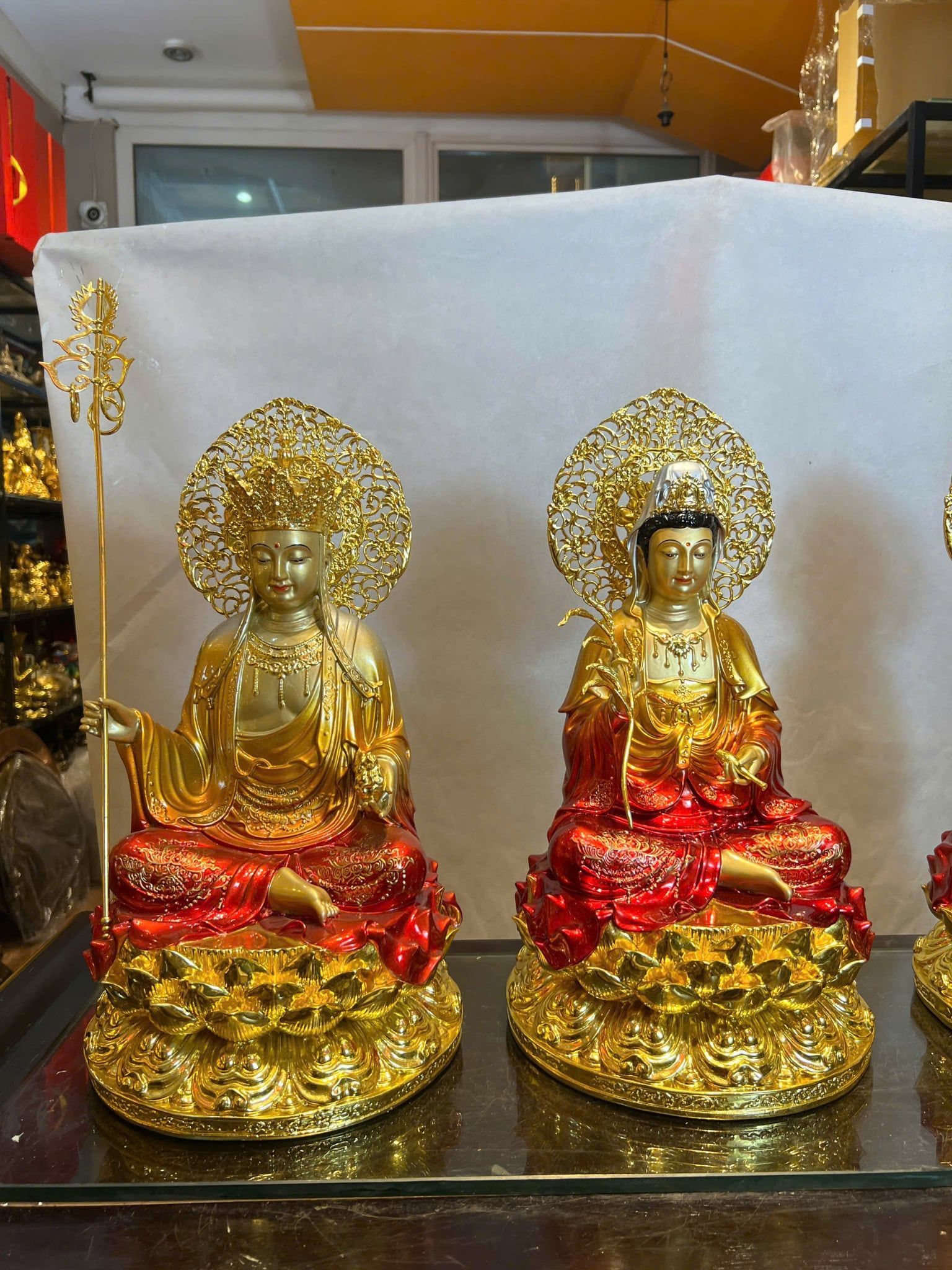 Tượng Tây Phương Tam Thánh bằng đồng