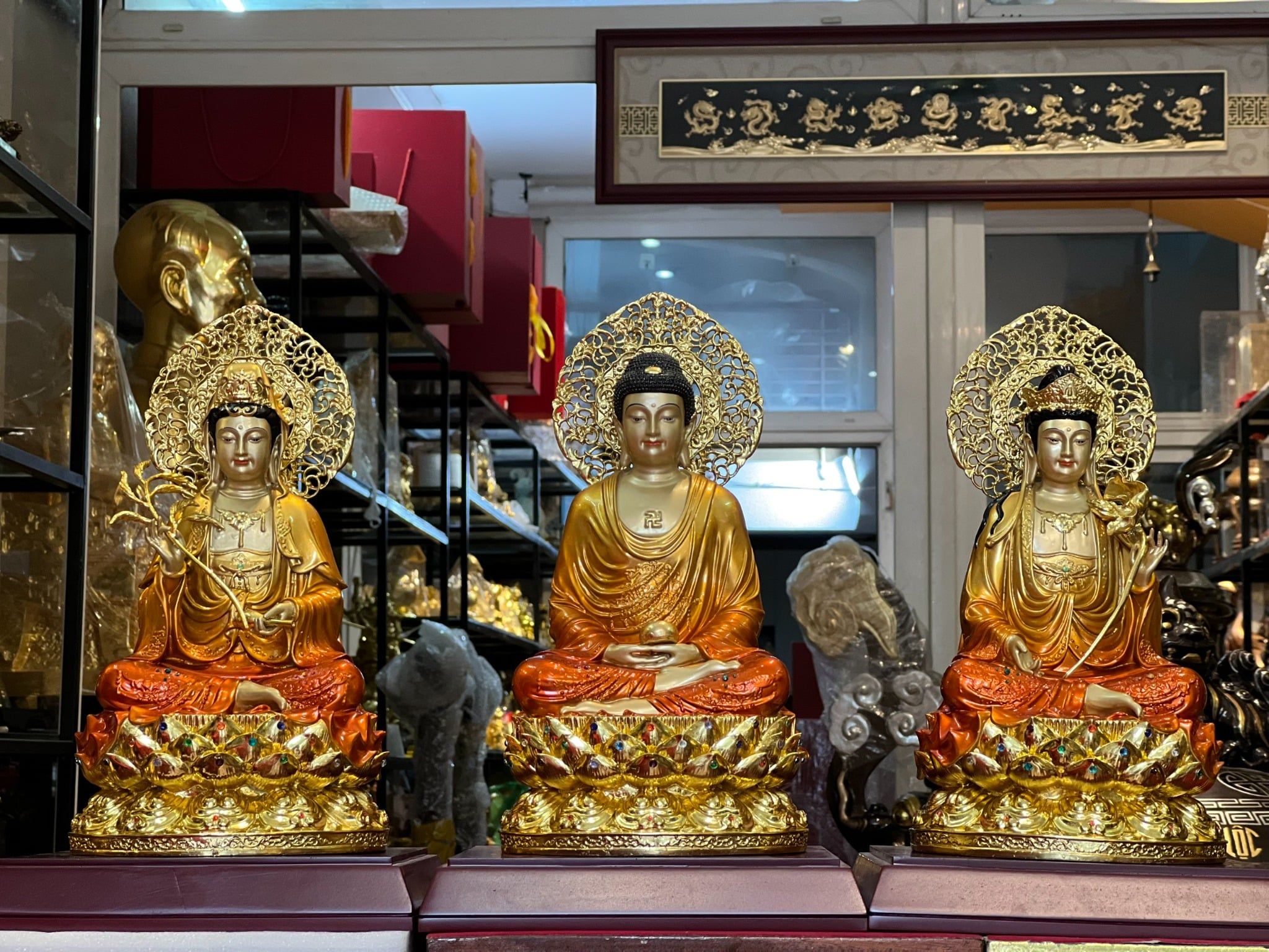 Tượng tây phương tam thánh bằng đồng