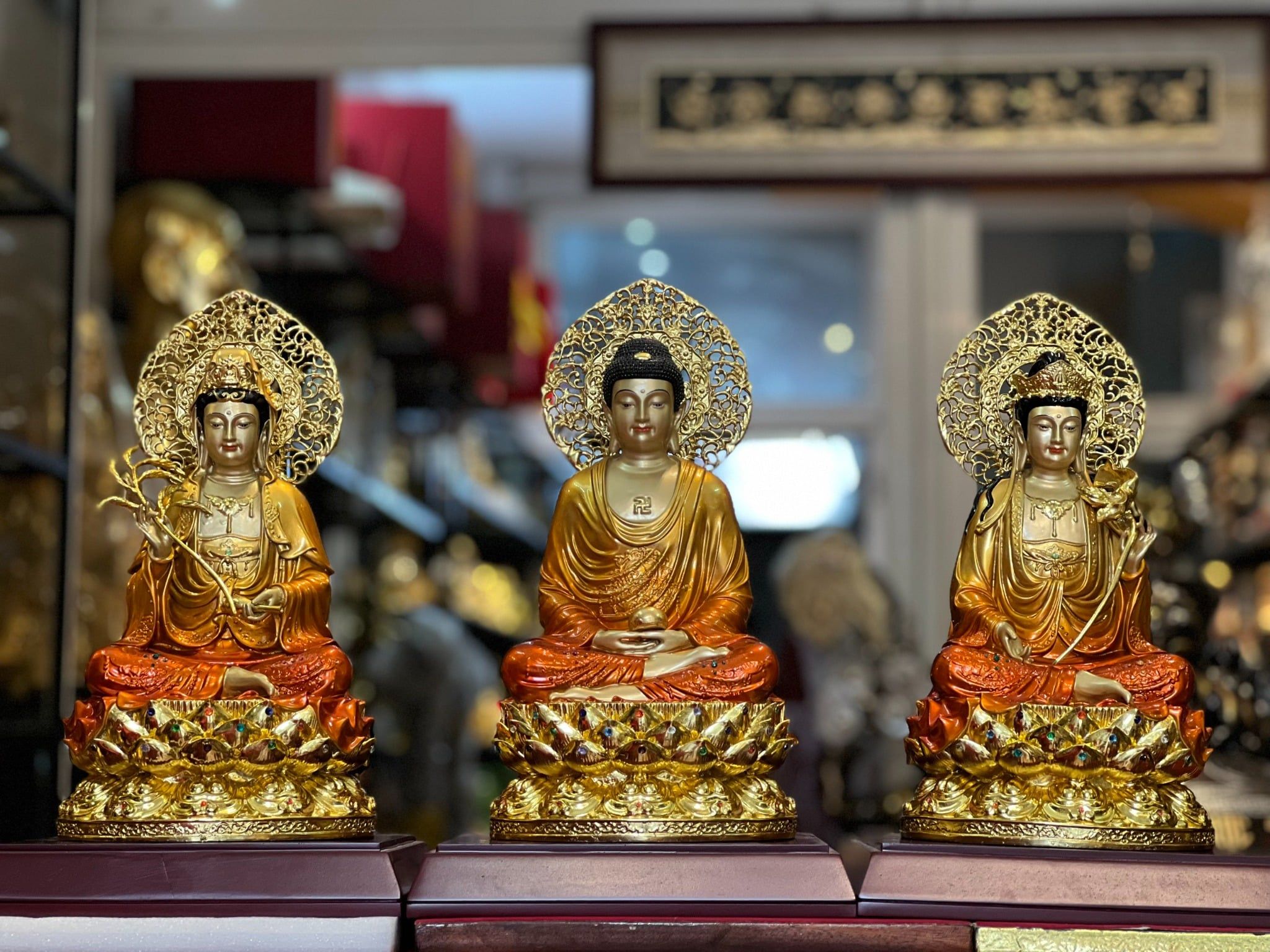 Tượng tây phương tam thánh bằng đồng