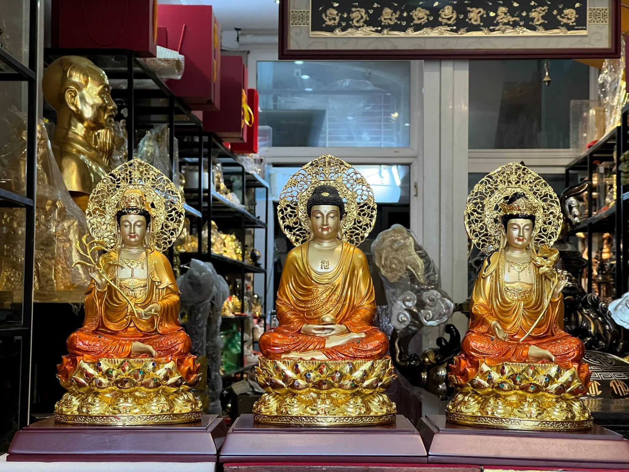 Tượng tây phương tam thánh bằng đồng