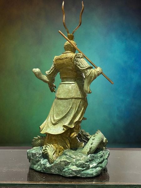 Tượng tề thiên đại thánh- Tôn Ngộ Không bằng đồng