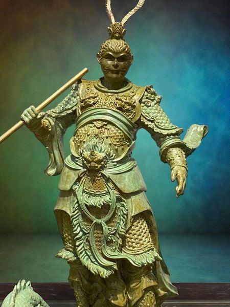 Tượng tề thiên đại thánh- Tôn Ngộ Không bằng đồng