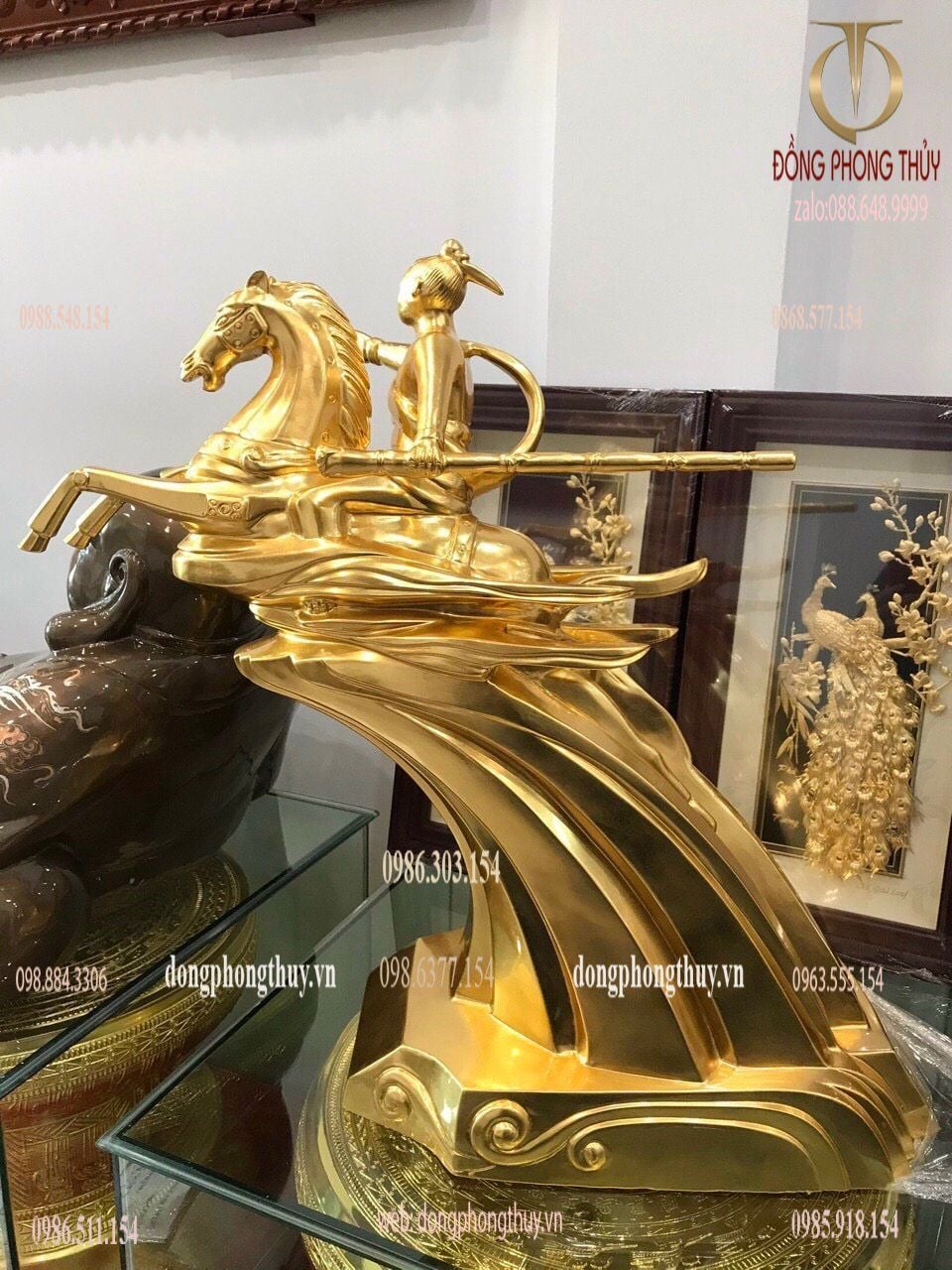 Tượng Đài Thánh Gióng bằng đồng dát vàng 24k