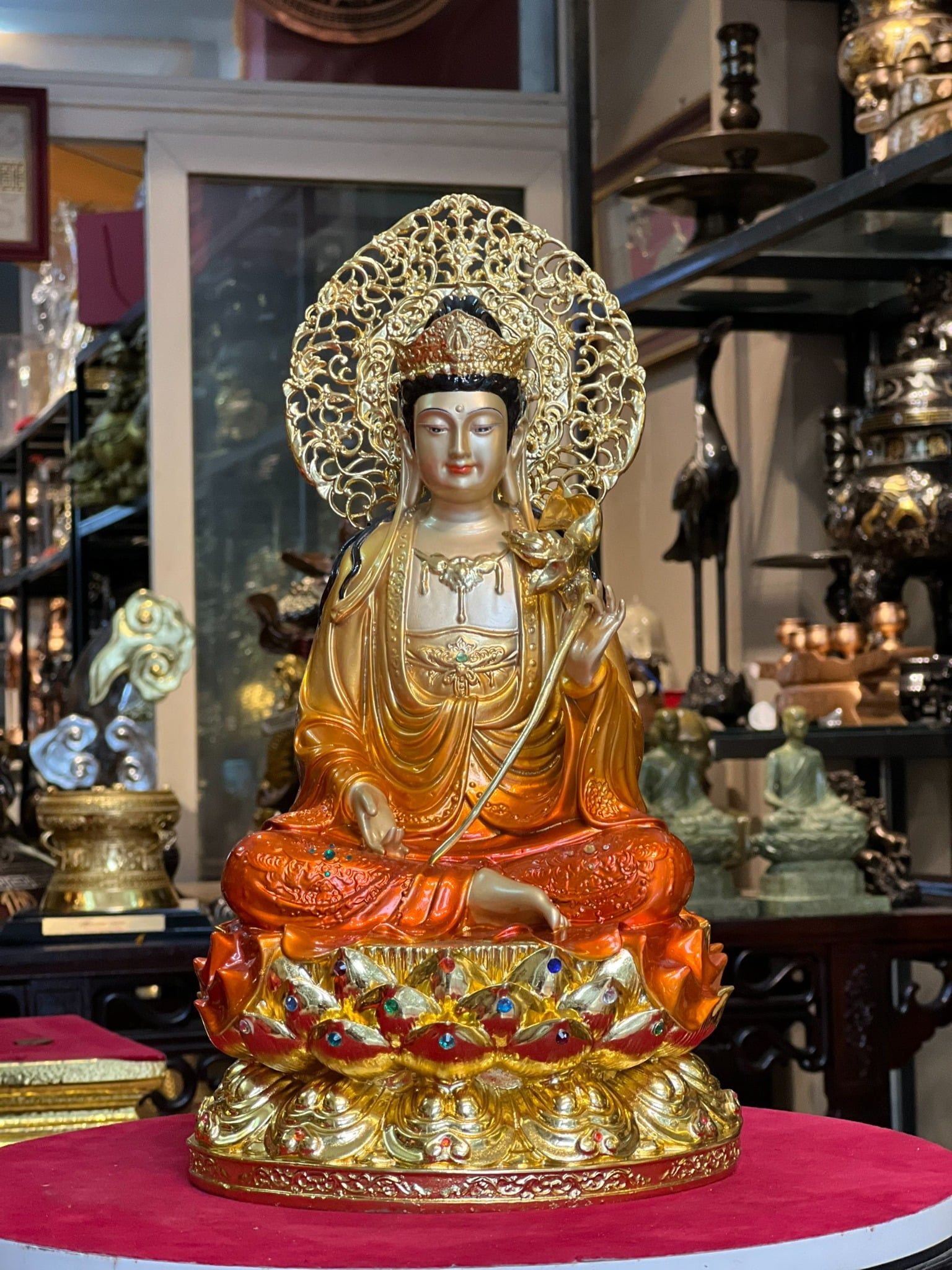 Tượng đại thế chí bằng đồng