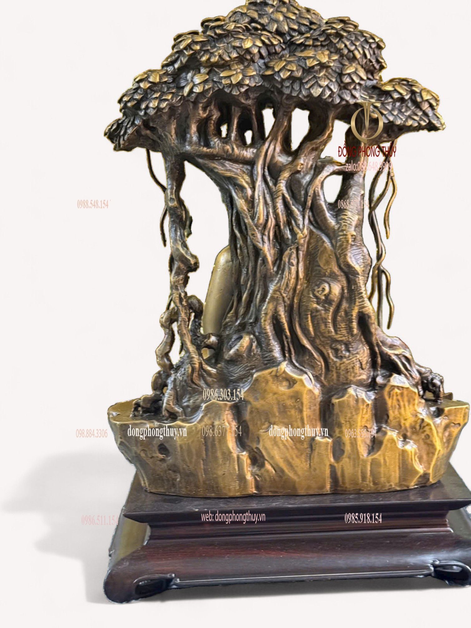 Tượng Thích Ca ngồi gốc bồ đề bằng đồng