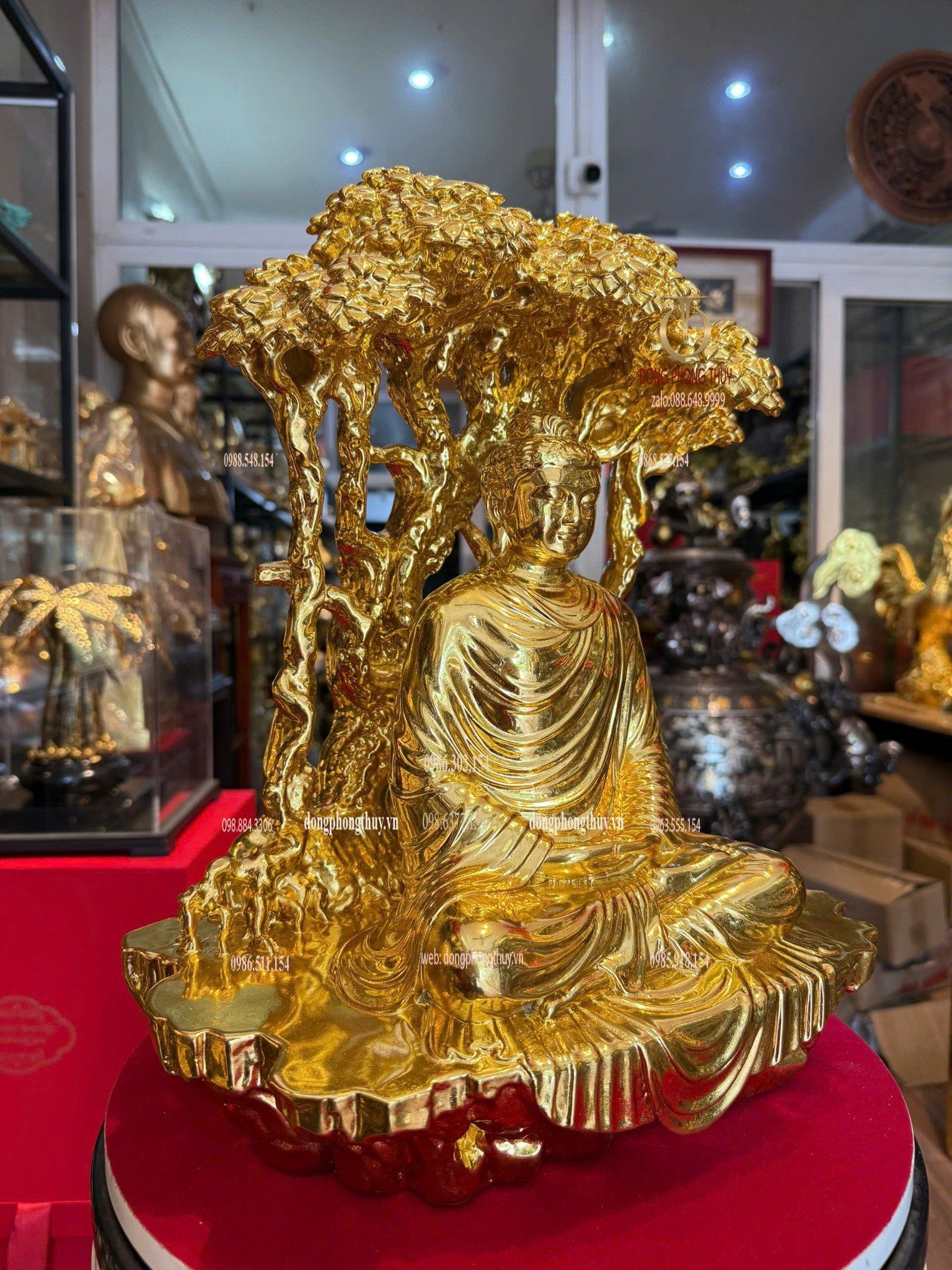 Tượng Thích Ca ngồi gốc cây bồ đề bằng đồng đất vàng