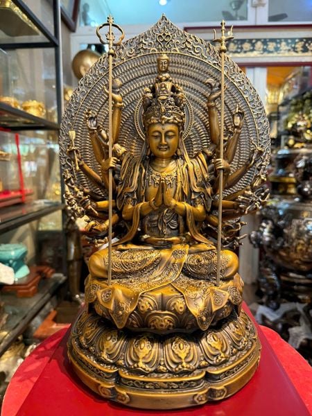 Tượng thiên thủ thiên nhãn bằng đồng