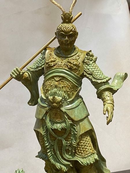 Tượng tề thiên đại thánh bằng đồng
