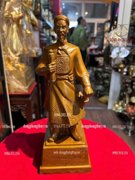 Tượng Trần Hưng Đạo 30cm màu da lươn