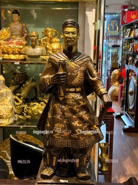 Tượng Trần Hưng Đạo Khảm Tam Khí 70cm