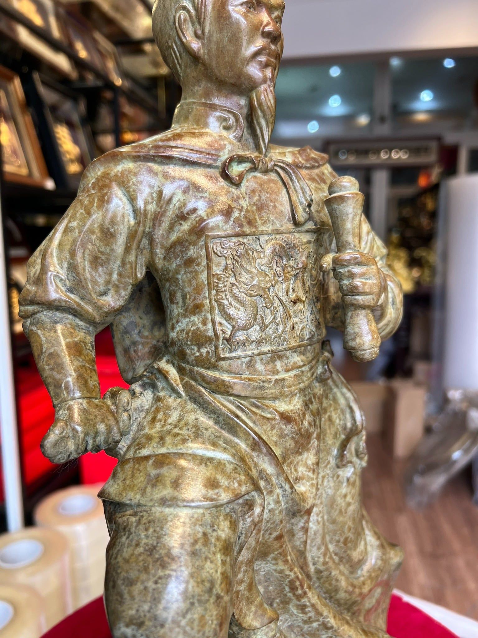 Tượng Trần Quốc Tuấn cao 42cm nặng 7kg bằng đồng Patina xanh rêu cổ loang vân hỏa biến