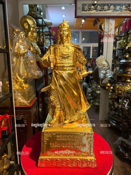 Tượng Trần Hưng Đạo cao 48cm bằng đồng dát vàng 24k