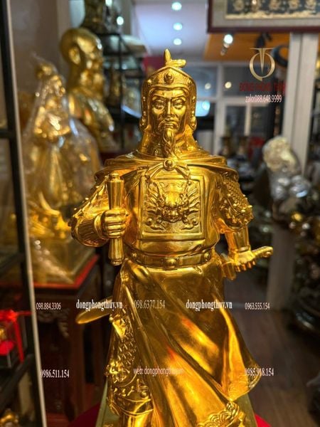 Tượng Trần Hưng Đạo cao 48cm bằng đồng dát vàng 24k