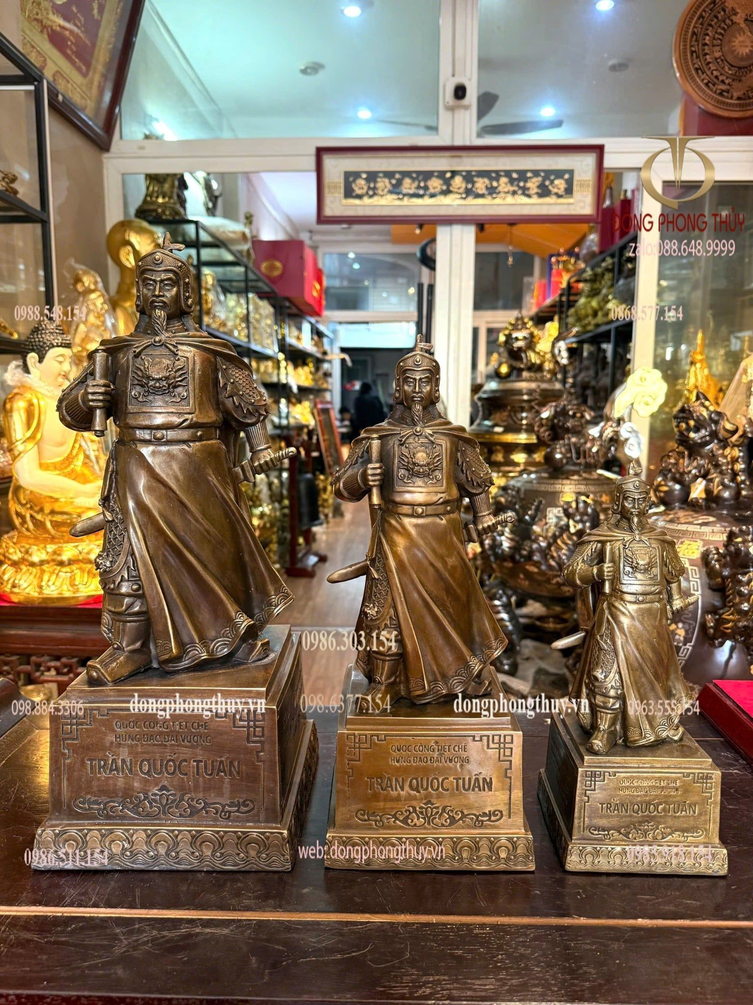 Tượng Trần Quốc Tuấn bằng đồng