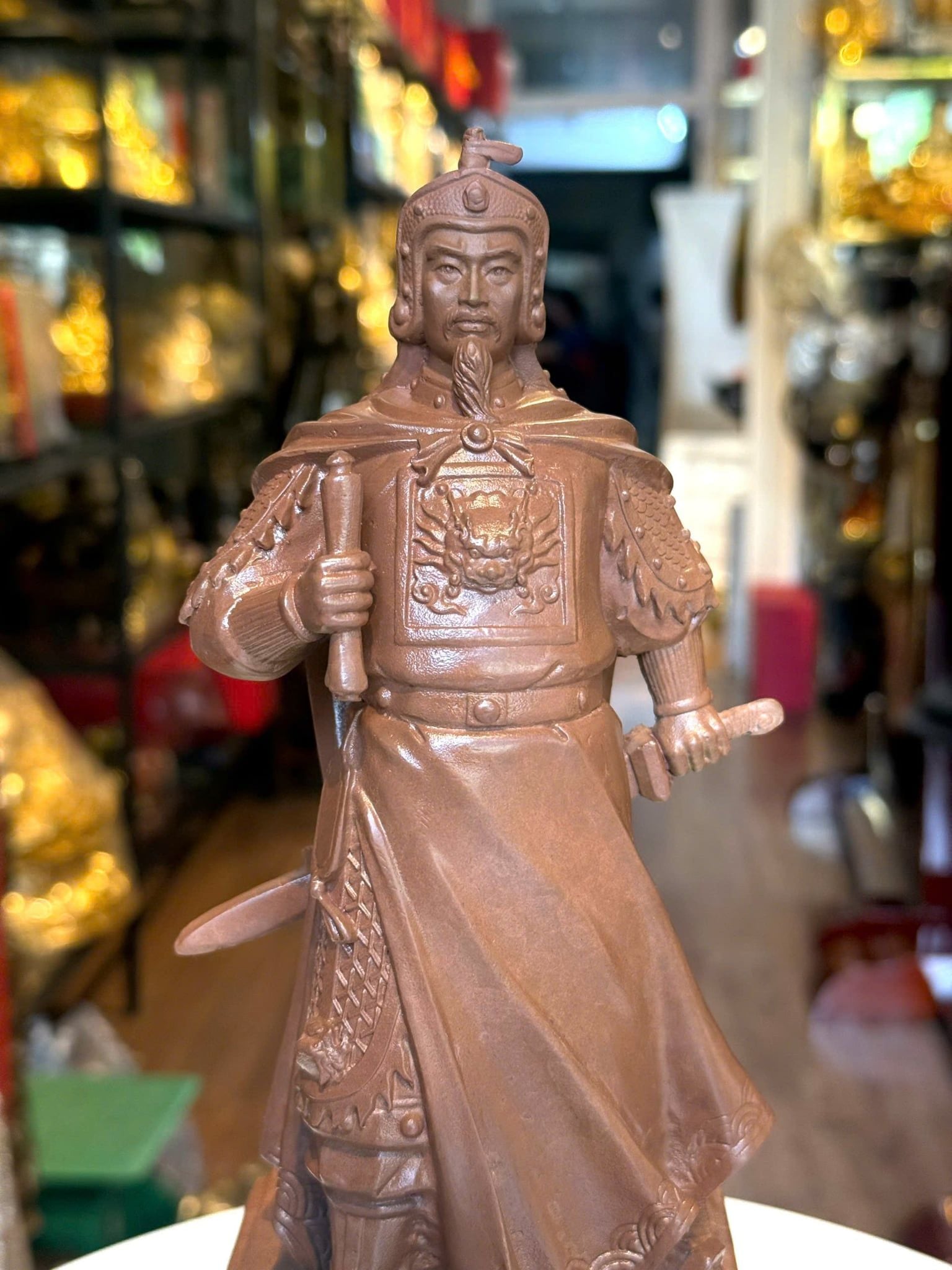 tượng trần hưng đạo