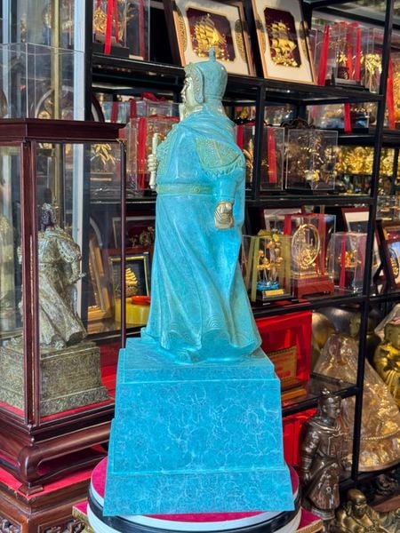 Tượng Quốc Công Tiết Chế Hưng Đạo Vương patina xanh ngọc lục bích