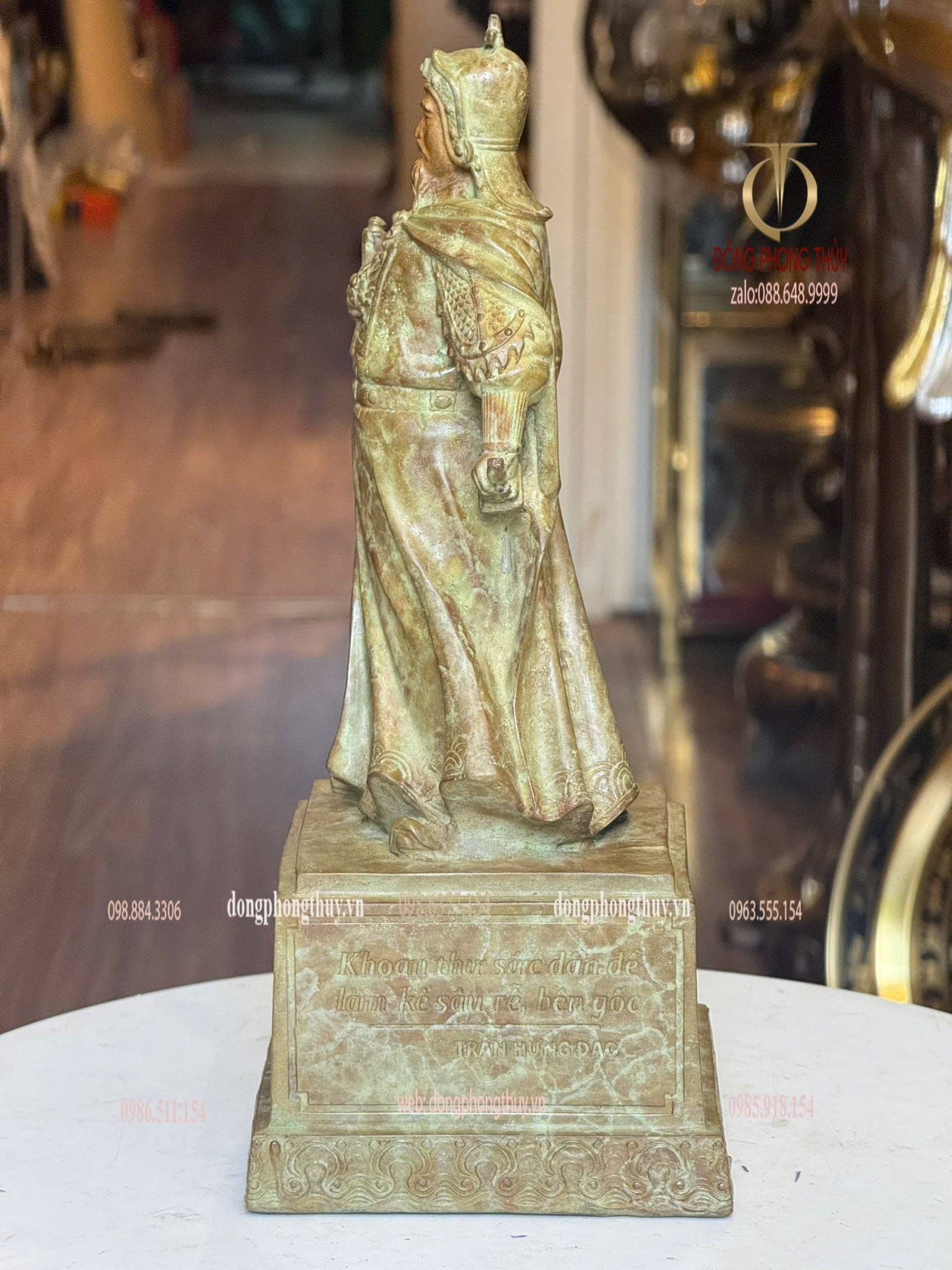 Tượng Hưng Đạo Vương 30cm