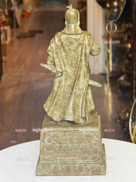 Tượng Hưng Đạo Vương 30cm