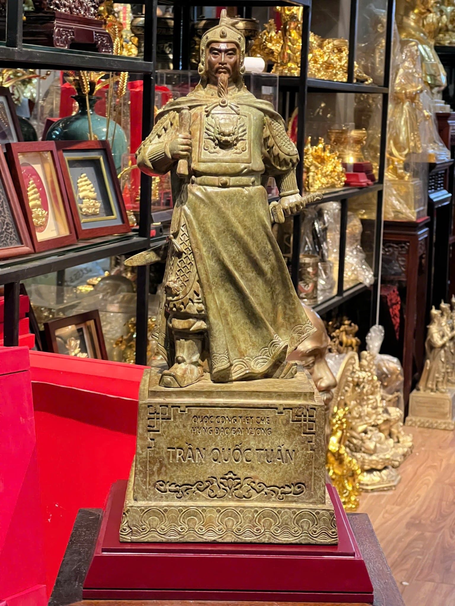 Tượng Trần Hưng Đạo bằng đồng cao 50cm, Patina xanh rêu cổ loang vân hỏa biến